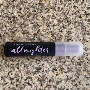 Travel size urban decay all nighter setting spray